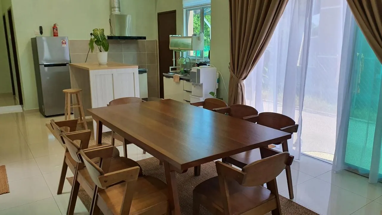 Duyong Damai Homestay By Kowbmas Malacca